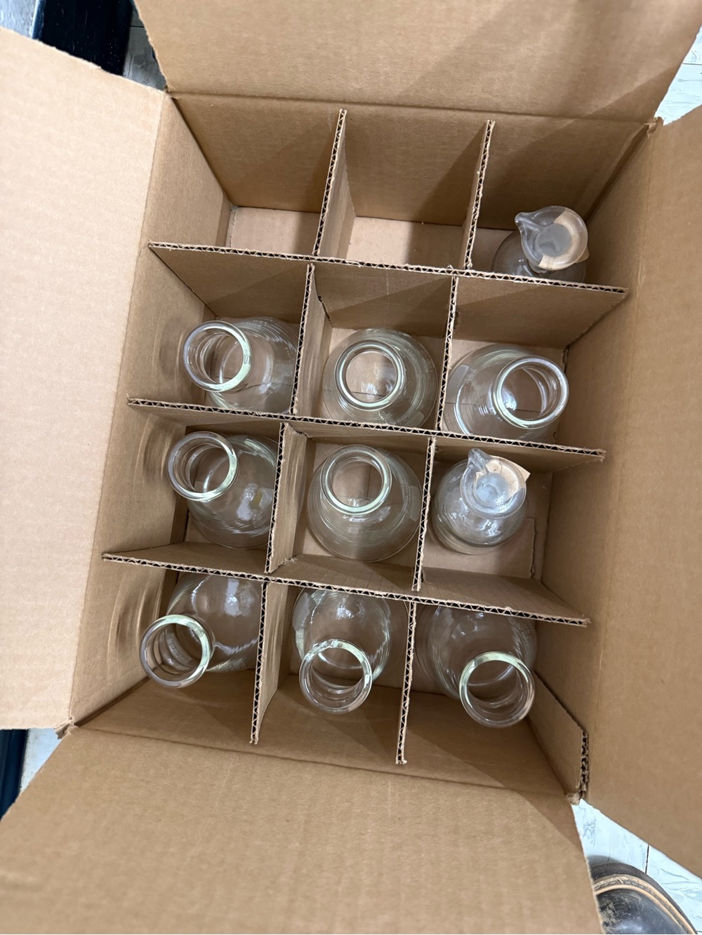 Pyrex® Glass Erlenmeyer Flasks - Picture 5 of 9
